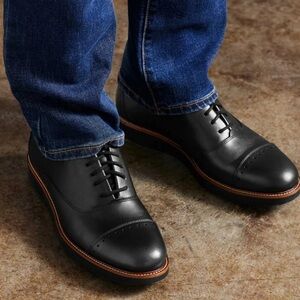 Samual Hubbard Men's Market Cap Oxford Black Leather Size US12